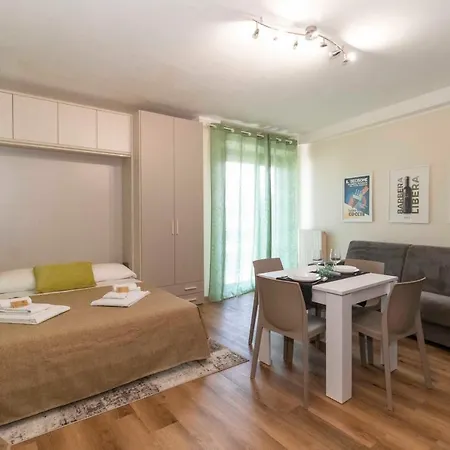 Guesthost - Comfy Appartement