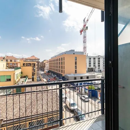 Guesthost - Comfy Τορίνο