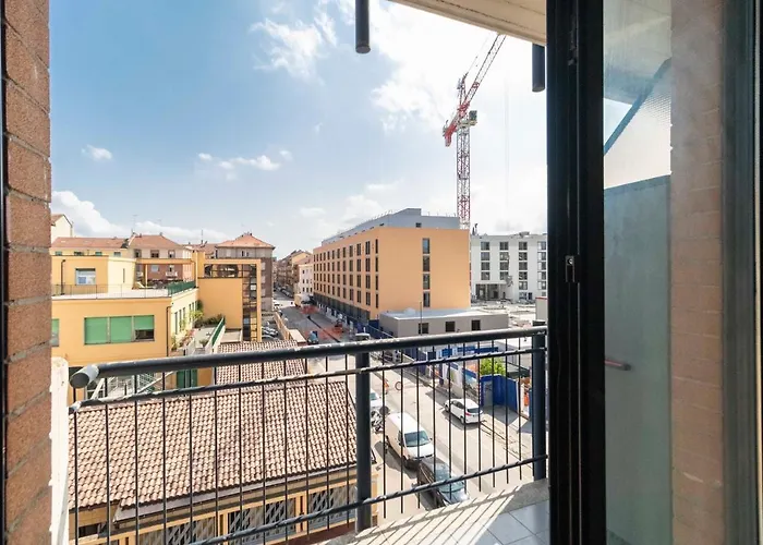 Guesthost - Comfy Torino