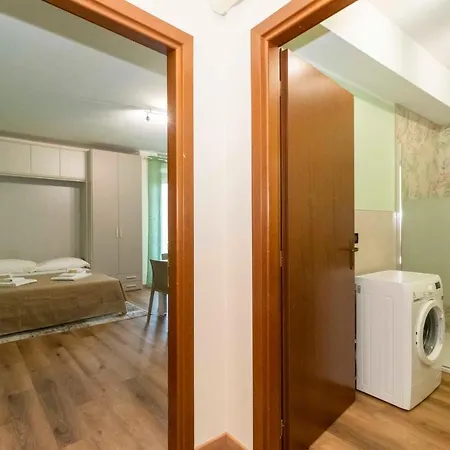 Guesthost - Comfy * Turin