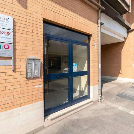 Apartment Guesthost - Comfy Turin