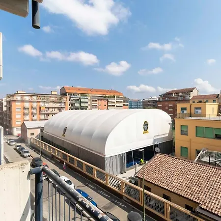 Guesthost - Comfy Apartment Turin