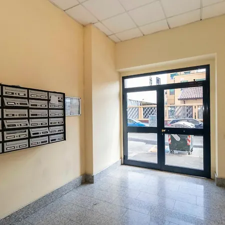 Guesthost - Comfy Turin